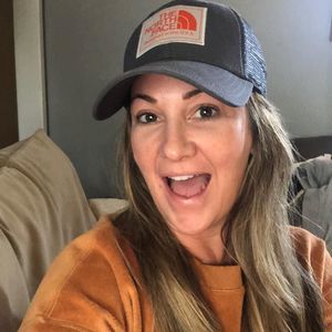 Meet your Posher, Lisa